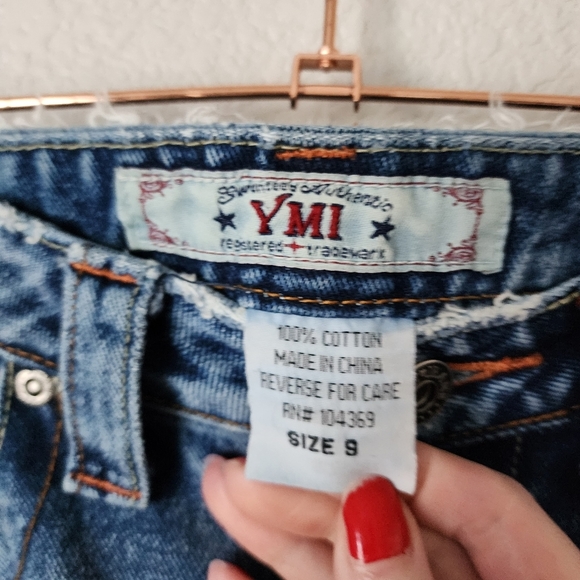 YMI‎ x Y2K Baddie flare jeans distressed medium wash jeans size 9 - Picture 3 of 6